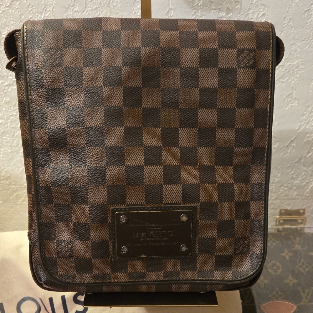 🚫SOLD🚫Louis Vuitton Brown Checkered Men's Bag